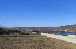 Teren 500 mp, cu AUTORIZATIE, vedere spre lac, Sorogari