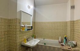 Apartament 4 camere, etaj intermediar, decomandat, 79 mp, zona Galata
