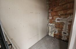 Casa frumoasa cu 3 camere in Ciurbesti