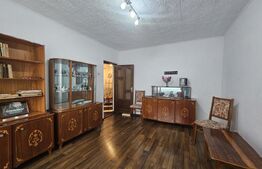 Apartament 3 camere, 70 mp, zona Nicolina - Prima Statie