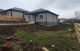 Casă de vânzare în Tomești – zonă centrală, lângă Primărie | Teren 570 mp