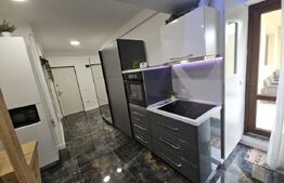 Apartament 3 camere, CUG – parter, Terasă 25 mp, mobilat, Parcare inclusa