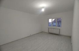 Apartament 3 camere decomandat, 65 mp + 12mp balcon, zona Tomesti