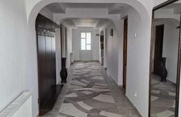 Casă  cu 2 apartamente, mansardă și teren 1000 mp – Tomești 