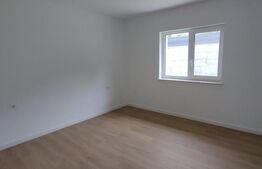 Casă parter, 112 mp, panoramă spre oraș, toate utilitățile, zona Valea Adanca