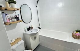 Apartament 2 camere de vanzare, 49 mp, decomandat, zona Nicolina