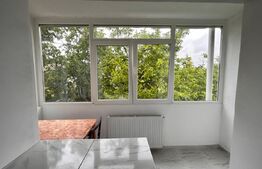 Apartament 2 camere de vanzare, decomandat, 55.70 mp, zona Nicolina