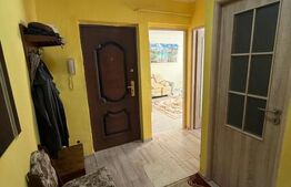 Apartament de 3 camere, 71 mp, zona Nicolina 2