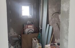 Apartament tip spațiu comercial cu terasă, 64 mp – zona Hlincea
