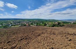 Teren intravilan de 575 mp, priveliste spre oras, Tomesti