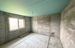 Casă parter de vânzare, 67 mp utili, teren 500 mp, front stradal, zona Erbiceni 