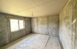 Casă parter de vânzare, 67 mp utili, teren 500 mp, front stradal, zona Erbiceni 