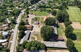 Spatiu industrial -HALE 3200 mp, 32.0000 MP teren INTRAVILAN, drumul principal