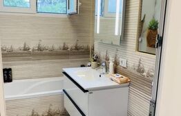 Apartament 3 camere, 72 mp, zona Podul Ros