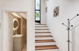 Casă modernă în stil mediteranean