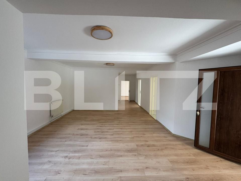 Casa de vânzare 6 camere Holboca - 204742CV | BLITZ Iași | Poza24