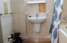 Apartament de 2 camere, decomandat, 67 mp, zona Granit