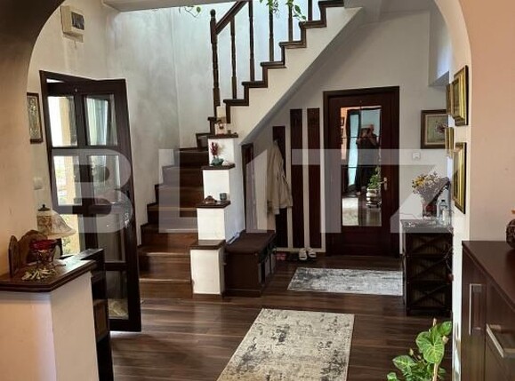 Casa de vânzare 8 camere Ultracentral - 205390CV | BLITZ Iași | Poza1