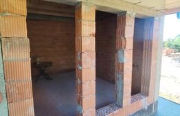 Casa 4 camere, 96 mp, zona Barnova-Pietraria