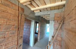 Casa 4 camere, 96 mp, zona Barnova-Pietraria