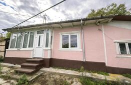 Casa de vanzare, 74 mp, teren 2.982 mp, zona Costuleni – DN28