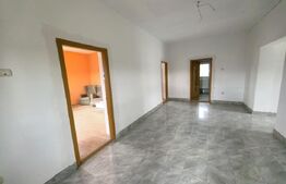 Casă parter, 3 camere, teren 1.240 mp și panoramă superbă – Comuna Țibana