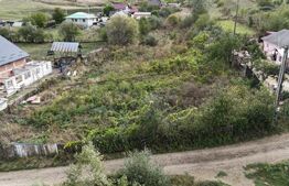 Teren intravilan, 3.200 mp, comuna Tibana