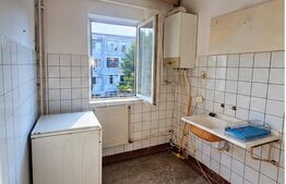 Apartament cu 2 camere, 44 mp, zona Primaverii