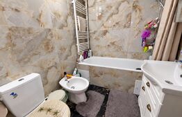 Apartament 3 camere, decomandat, 81,4 mp, 2 băi și 2 balcoane - Poitiers