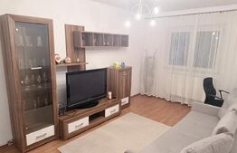 Apartament 3 camere, 60 mp, zona Nicolina 