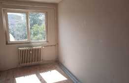 Apartament de 3 camere, zona centrala, aproape de Universitatea Gheorghe Asachi