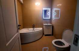 Apartament de 3 camere pe 2 niveluri, loc de parcare,  zona CUG