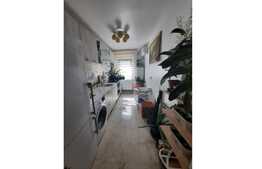 Apartament cu 2 camere, spatios, decomandat, perfect pentru investitie