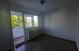 Apartament de 2 camere, 50 mp, decomandat, zona centrala, langa Palas 