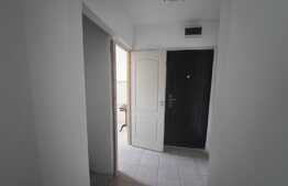 Apartament de 2 camere, 50 mp, decomandat, zona centrala, langa Palas 
