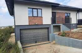 Casa individuala cu garaj, 435 mp de teren, zona Valea Adanca