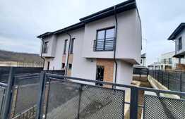 Casa de tip duplex de 4 camere, 93 mp utili si 23 mp de terasa, zona Valea Adanca