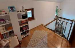 Case in oras de 242 mp utili, teren 667 mp, zona Sararie