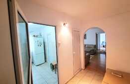 Apartament cu 2 camere, 52.2 mp cu balcon, central, zona Podu Ros