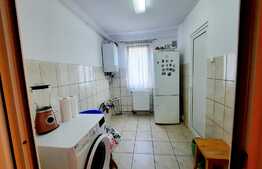 Apartament cu 2 camere, 52.2 mp cu balcon, central, zona Podu Ros