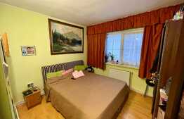 Apartament de 3 camere, decomandat, lift renovat, zona Mircea cel Batran