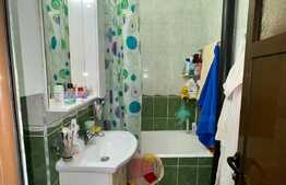 Apartament de 3 camere, decomandat, lift renovat, zona Mircea cel Batran