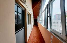 Apartament de 4 camere, decomandat, 125 mp, zona Tatarasi Metalurgie