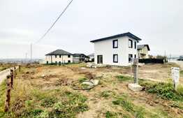 Casa individuala cu 5 camere, 574 mp de teren, zona Valea Adanca 