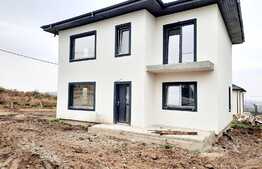Casa individuala cu 5 camere, 574 mp de teren, zona Valea Adanca 