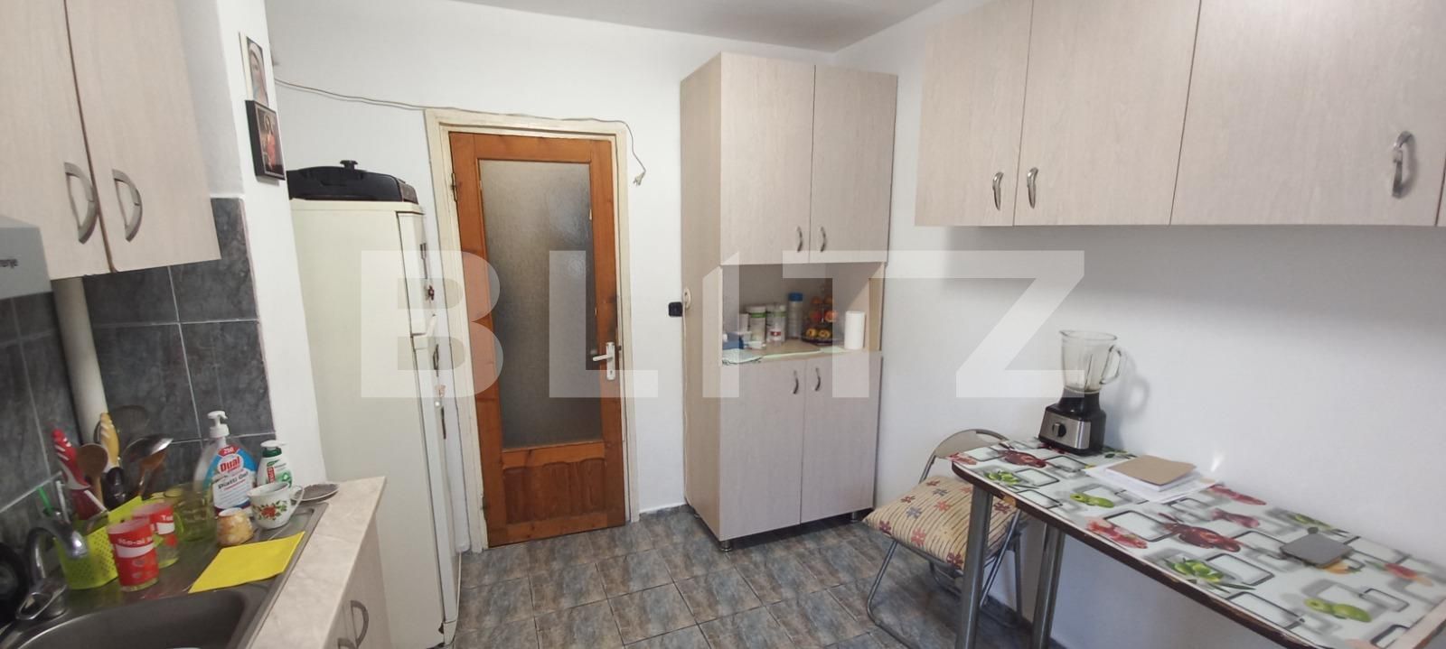 Apartament de 3 camere, decomandat, 66 mp, in zona Dacia