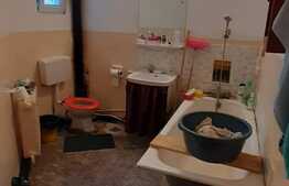 Apartament de 2 camere, decomandat, zona Nicolina