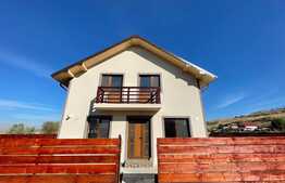 Casa individuala cu 4 camere pe un teren de 424 mp, zona Letcani