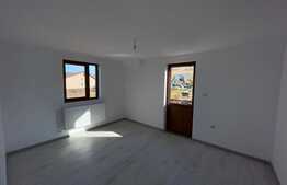 Casa individuala cu 4 camere pe un teren de 424 mp, zona Letcani