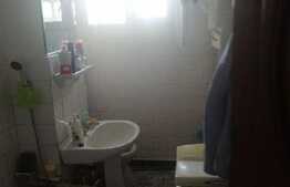 Apartament de 3 camere, semidecomandat, zona bulevardul Primaverii